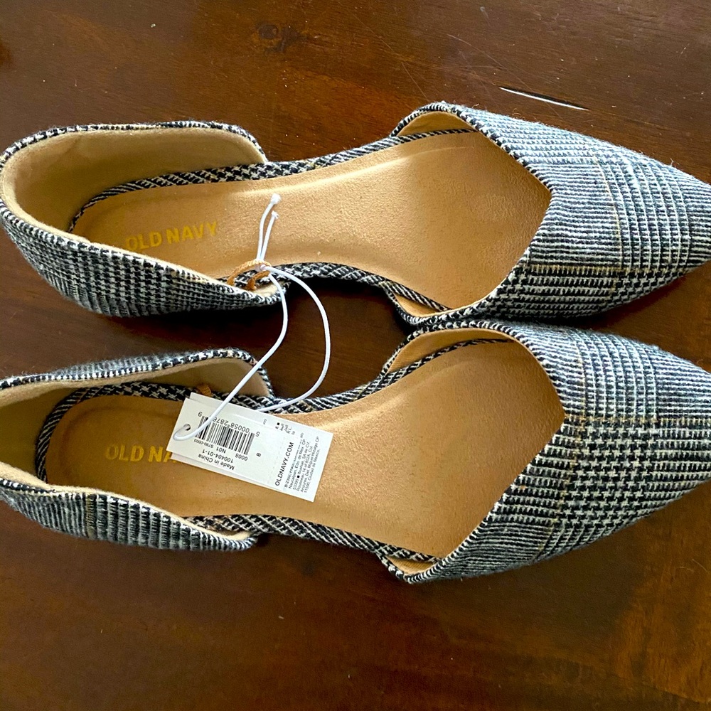 Womens flat